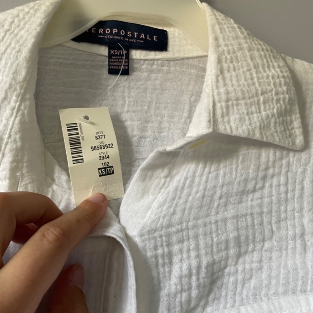 White button up - Picture 4 of 4